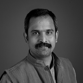 V Sakthivel
